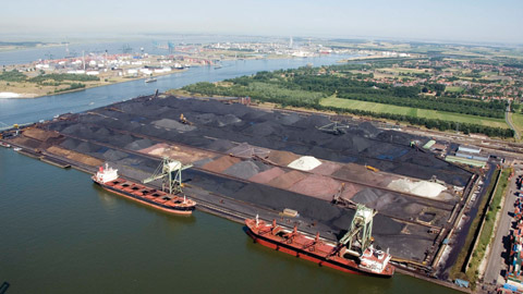 coal-stowage-at-terminal